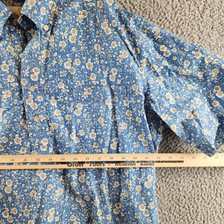 Reyn Spooner Kettle Floral Henley Shirt Men's L Lichen Blue Collared Pullover