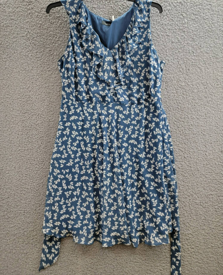 Lauren Ralph Lauren Plus Size Belted Ruffled Dress Women's 14W Blue/White Floral