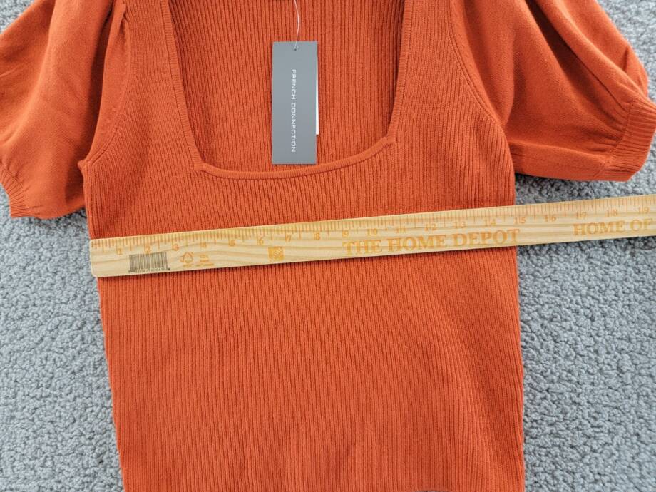 FRENCH CONNECTION Jaida Babysoft Square-Neck Women's M Copper Coin Pullover