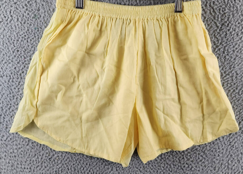 AQUA Pull On Shorts Women's Large Yellow Solid Side Pockets Elastic Waistband