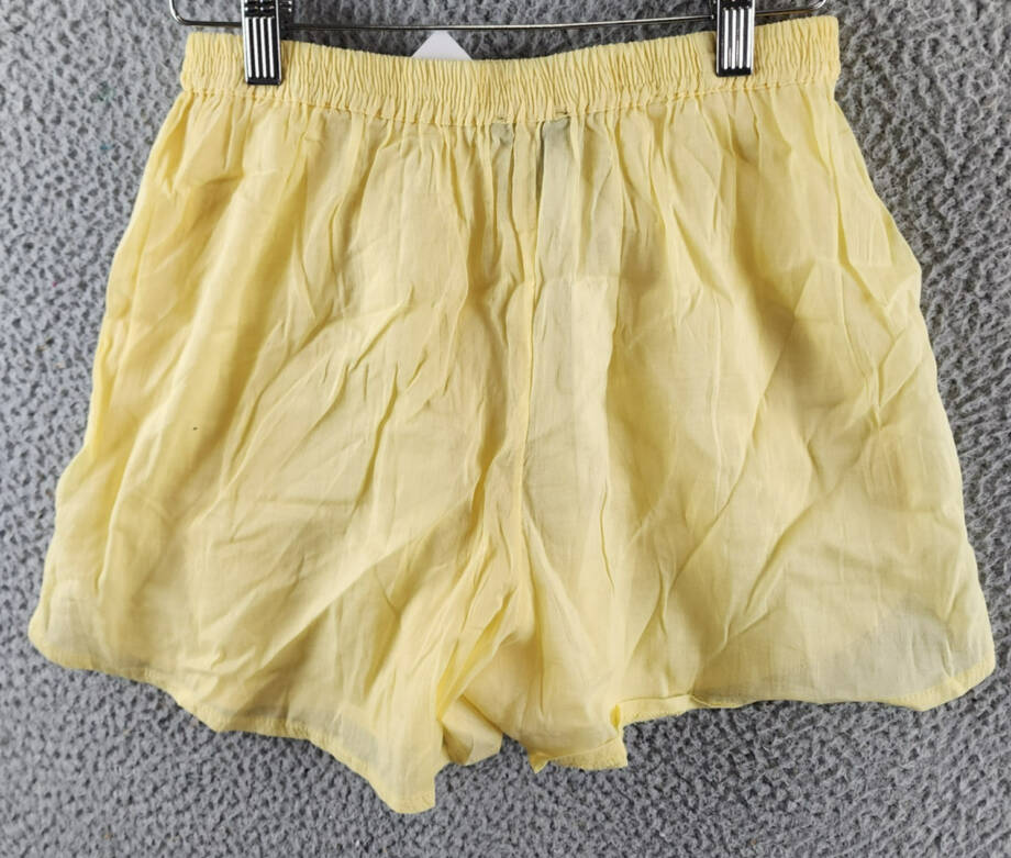 AQUA Pull On Shorts Women's Large Yellow Solid Side Pockets Elastic Waistband