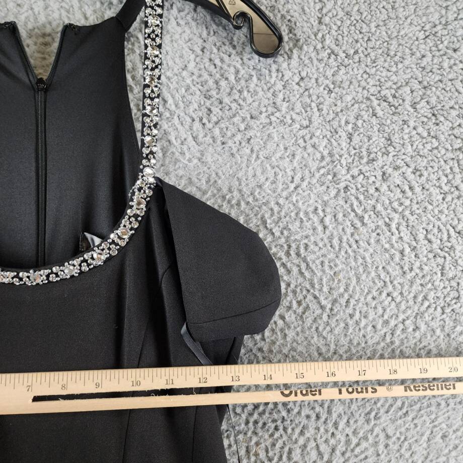 AQUA Embellished Neck Cutout Scuba Gown Women's 12 Black Scoop Neck Back Zip