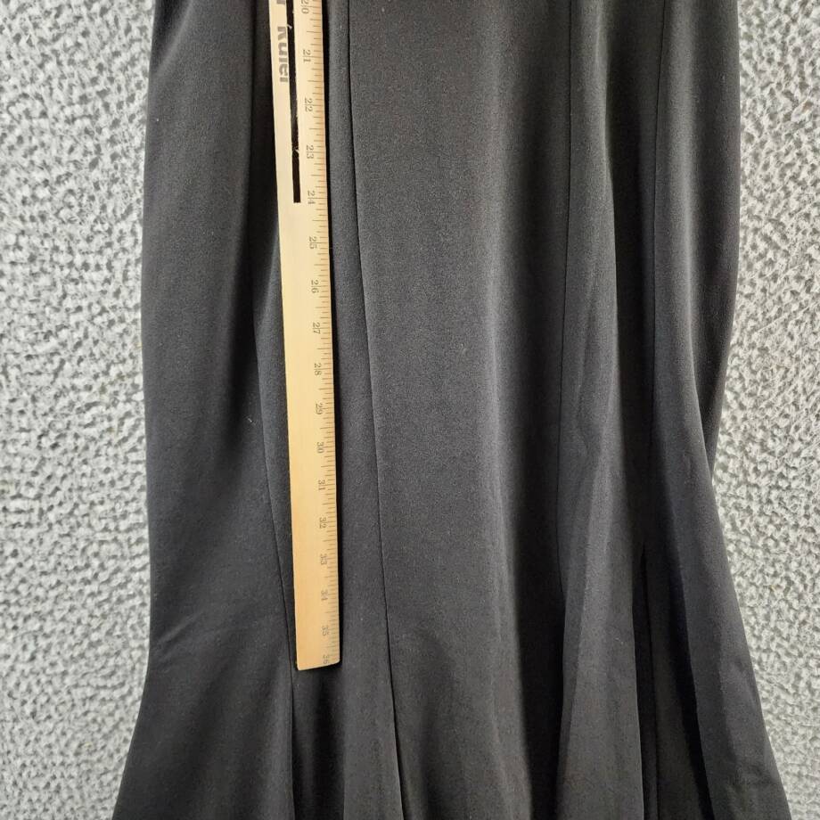 AQUA Embellished Neck Cutout Scuba Gown Women's 12 Black Scoop Neck Back Zip