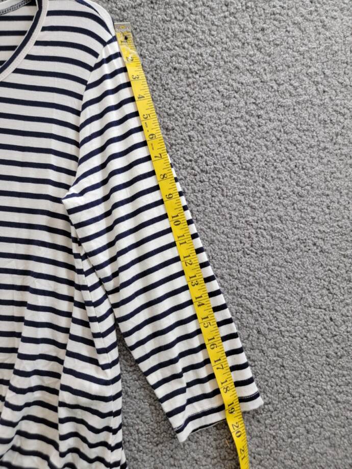 Karen Kane Stripe Tie Front Top Women's Small Navy/White Crewneck Pullover Style