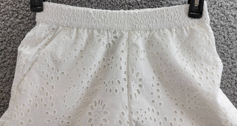 Steve Madden Caral Eyelet Shorts Women's XS Cloud Mid Rise Elastic Waist Pull On