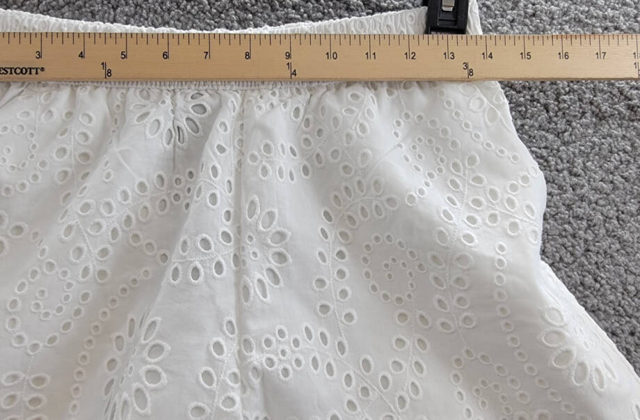 Steve Madden Caral Eyelet Shorts Women's XS Cloud Mid Rise Elastic Waist Pull On