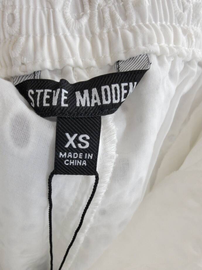 Steve Madden Caral Eyelet Shorts Women's XS Cloud Mid Rise Elastic Waist Pull On