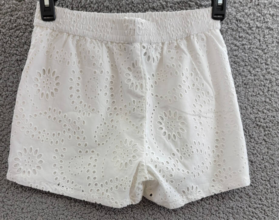 Steve Madden Caral Eyelet Shorts Women's XS Cloud Mid Rise Elastic Waist Pull On