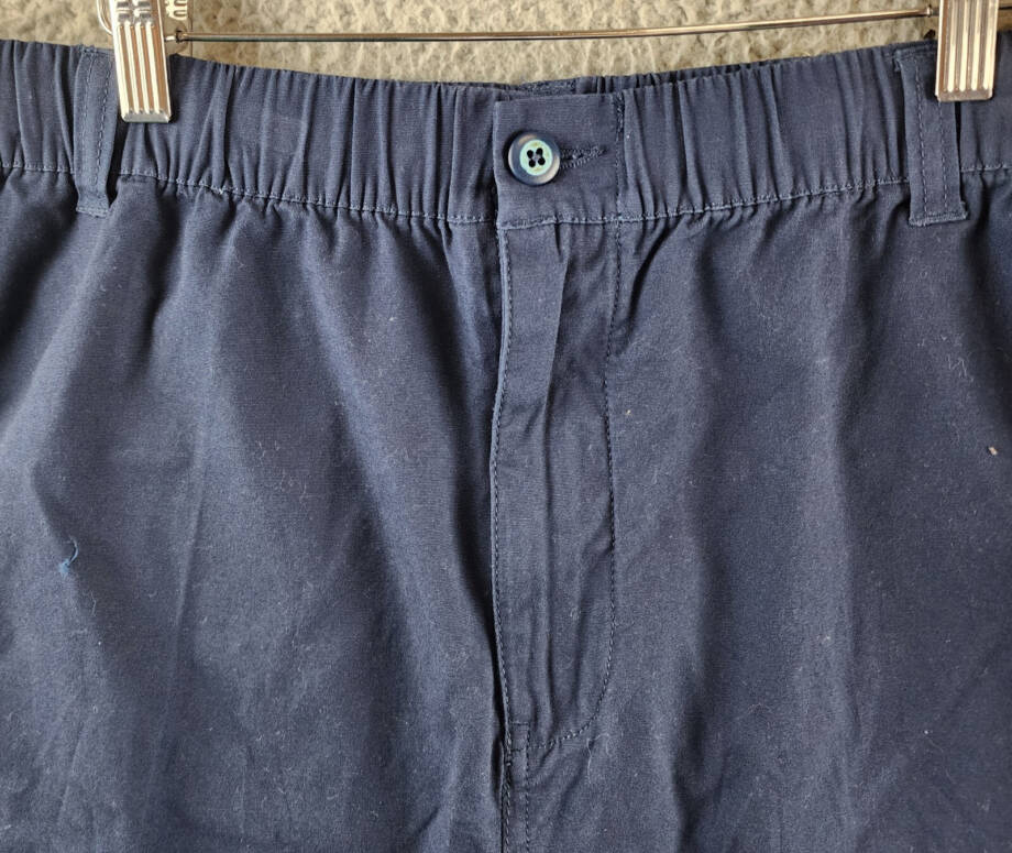 Tommy Bahama Jungle Beach 9" Cargo Shorts Men's XXXL Maritime Button Zip Closure