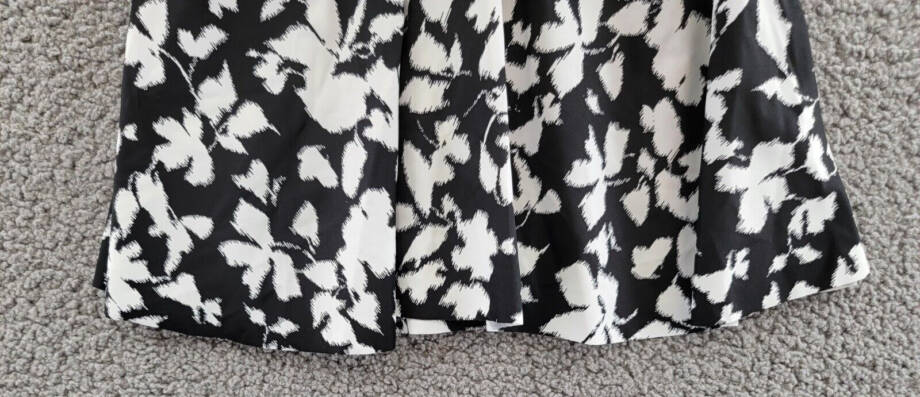 Swim Solutions Printed Flyaway Tankini Top Women's 8 Black/White Pullover