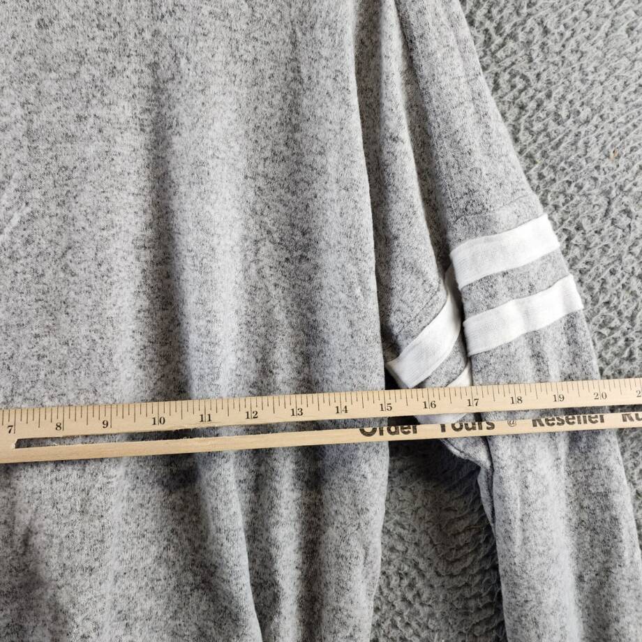 Aqua Athletic Stripe Sleeve Knit Sweatshirt Women's M Gray Heather Crewneck L/S