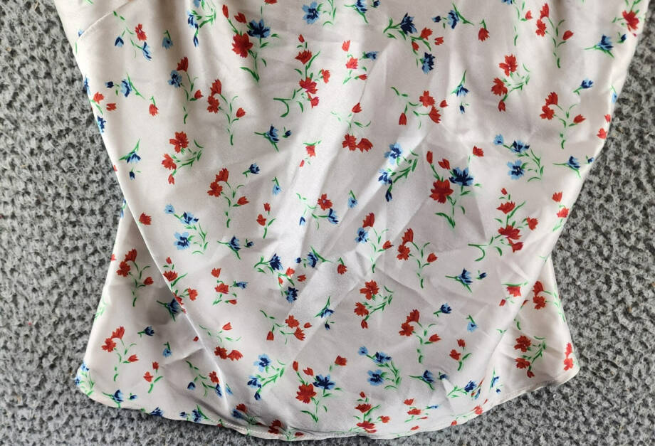 Bardot Wisteria Floral Camisole Top Women's 4 White Multi V-Neck Sleeveless