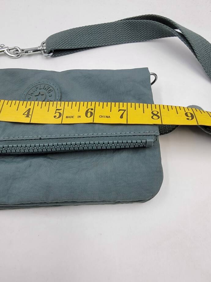 Kipling Lynne Convertible Crossbody Sling Bag Women's One Size Light Aloe Zip Up