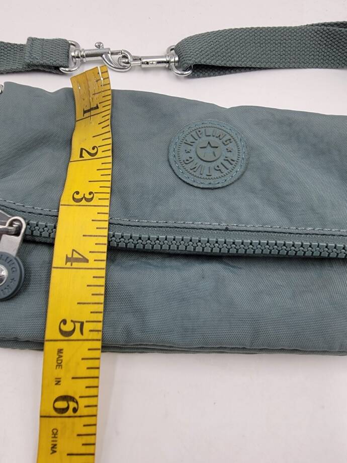 Kipling Lynne Convertible Crossbody Sling Bag Women's One Size Light Aloe Zip Up