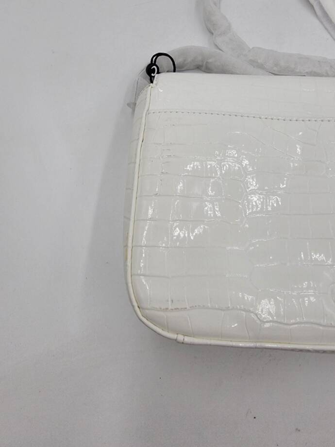 Circus by Sam Edelman Devin Chain Crossbody Handbag Women's O/S White Magnetic