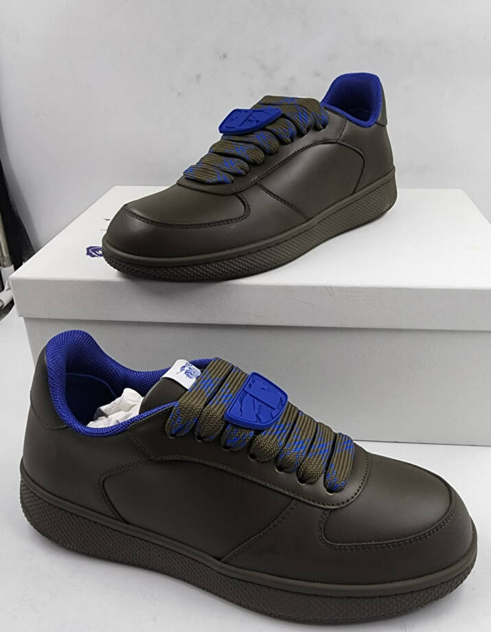 Burberry Terrace Low Top Leather Sneakers Men's 7US Loch Round Toe Lace Closure