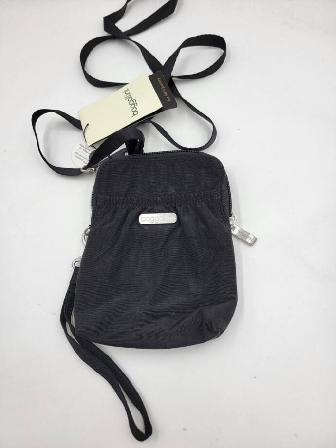 Baggallini Bryant Pouch Crossbody Bag Women's One Size Black Zip Top Closure