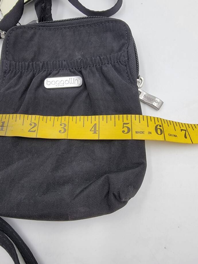 Baggallini Bryant Pouch Crossbody Bag Women's One Size Black Zip Top Closure