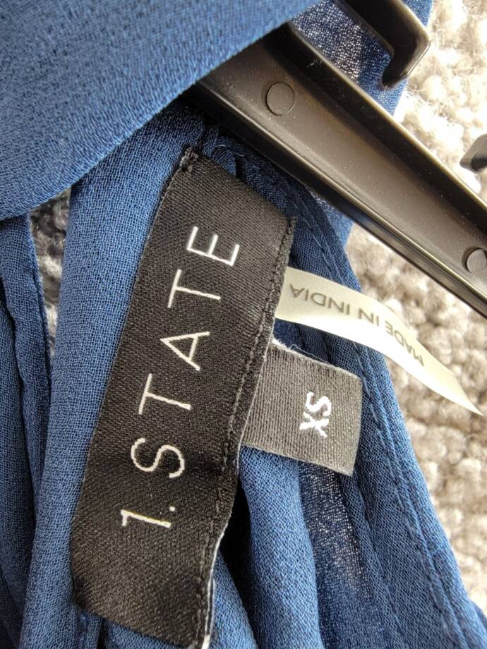 1.STATE Sleeveless Gathered Halter Tie Back Blouse Womens XS Tidal Navy Pullover