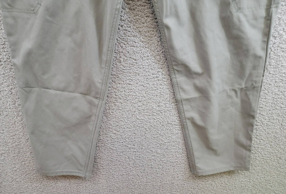 BASS OUTDOOR Essential Tech Cargo Pants Men's 36 Castor Gray Button Zip Closure