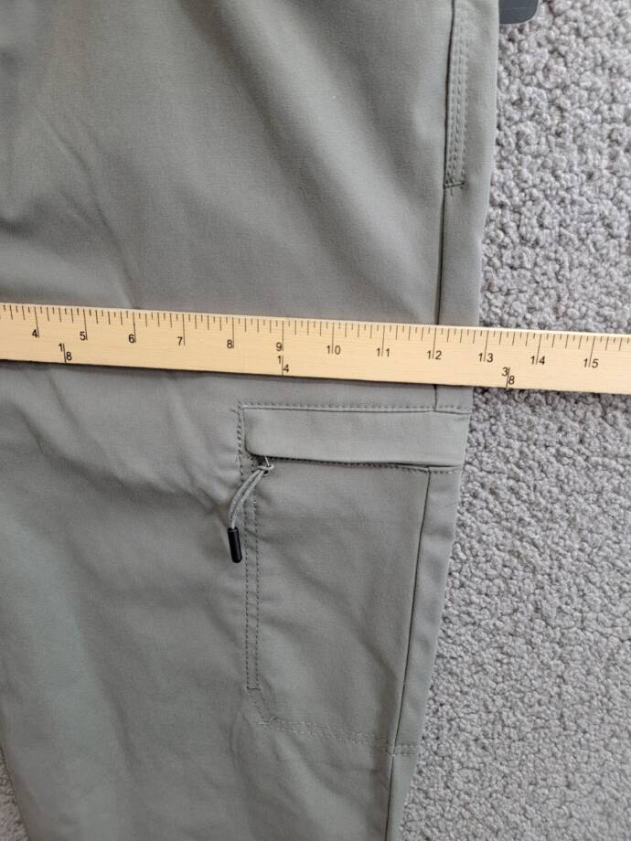 BASS OUTDOOR Essential Tech Cargo Pants Men's 36 Castor Gray Button Zip Closure