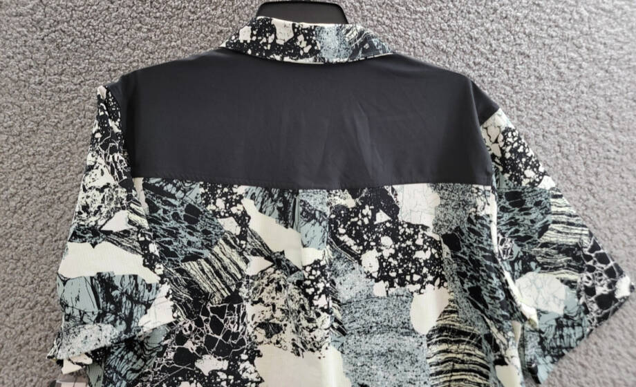 BASS OUTDOOR Trailer A.C. Shirt Men's S Black Beauty/Rock Camo Spread Collar S/S