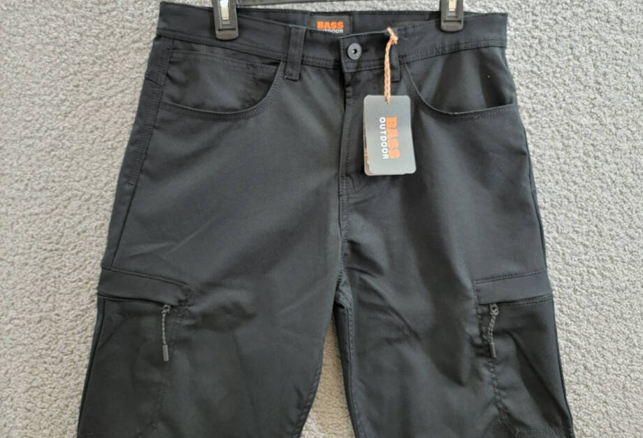 BASS OUTDOOR Essential Tech Cargo Pants Men's 32 Black Zipped Pockets Button Zip