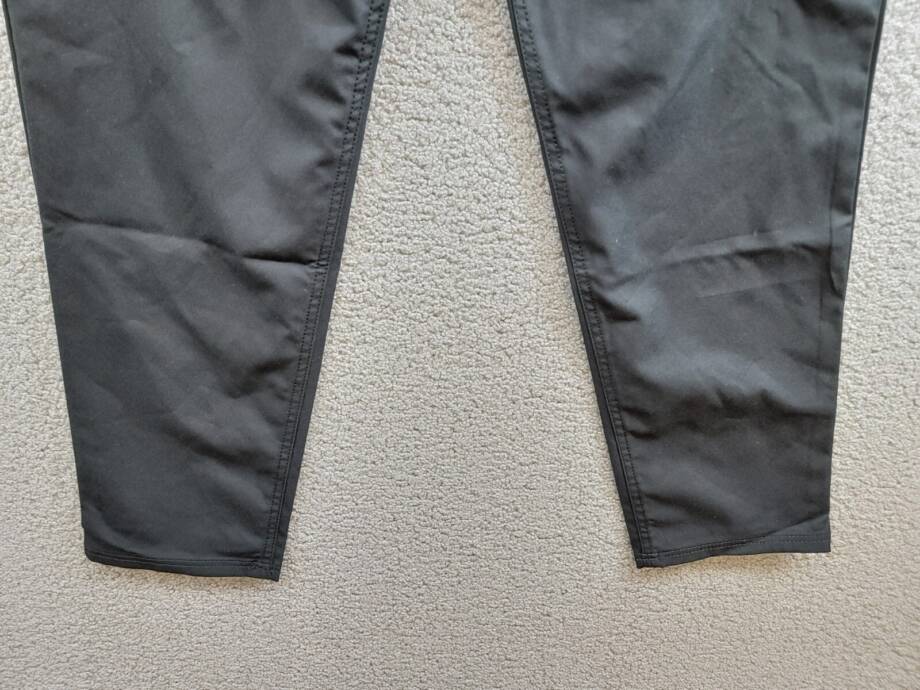 BASS OUTDOOR Essential Tech Cargo Pants Men's 32 Black Zipped Pockets Button Zip