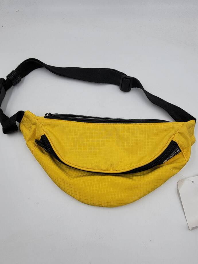 LeSportsac Fanny Pack Belt Bag Unisex Yellow Adjustable Belt Zip Closure