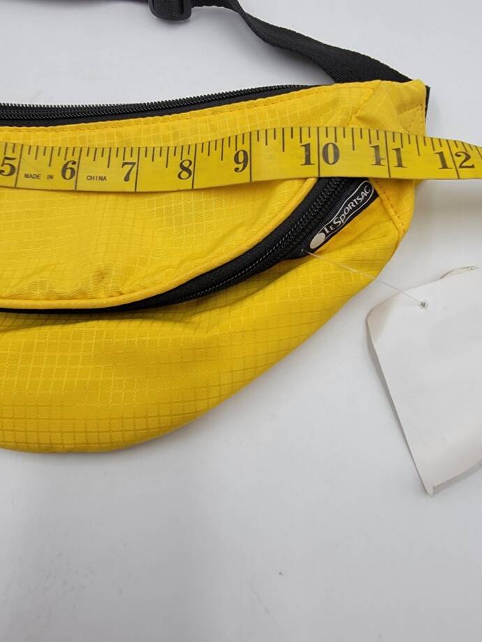 LeSportsac Fanny Pack Belt Bag Unisex Yellow Adjustable Belt Zip Closure