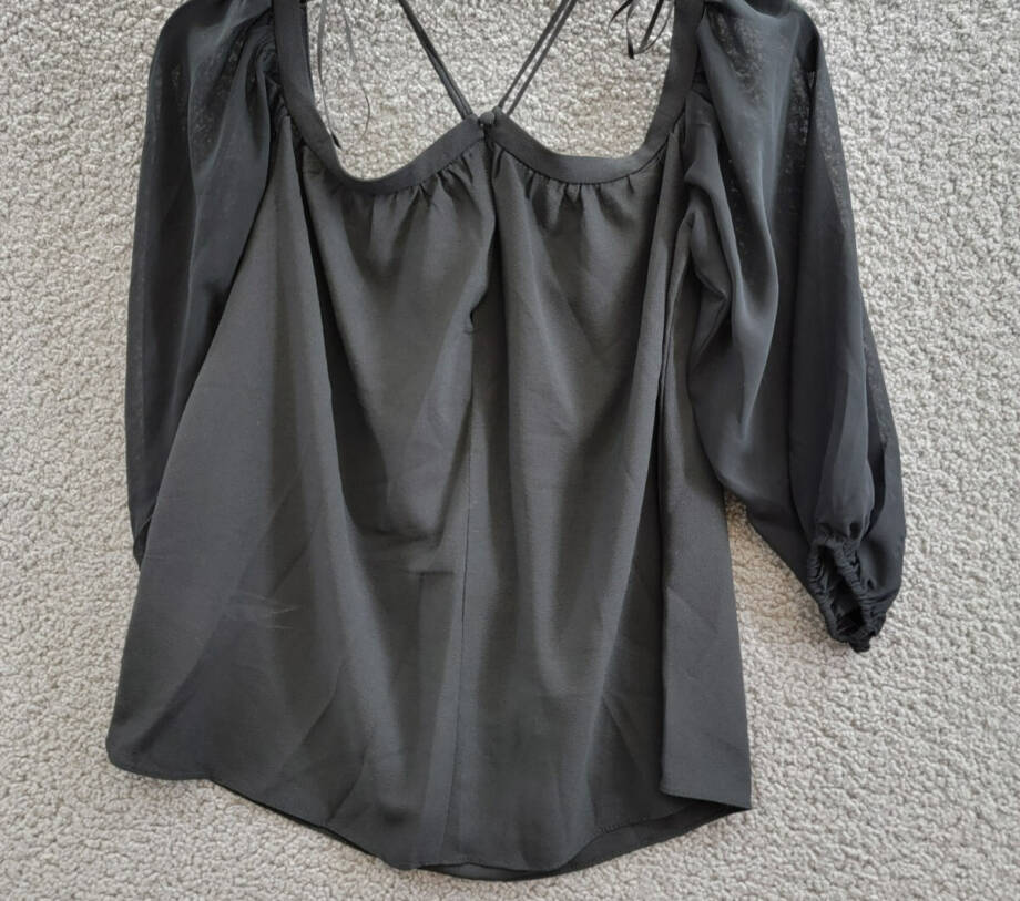 1.STATE Off-The-Shoulder Halter Top Women's XXS Black Button Back Long Sleeve