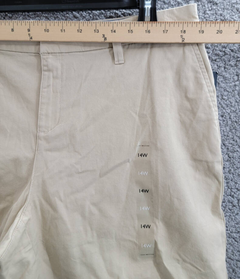 Tommy Hilfiger Plus Size Hollywood Bermuda Shorts Women's 14W Khaki Belt Loops~