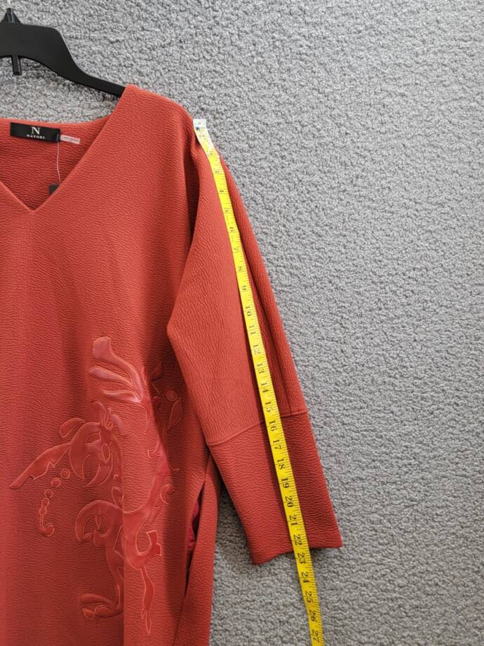 Natori Crepe Appliqué-Detail Shift Dress Women's M Burnt Orange V-Neck Pullover