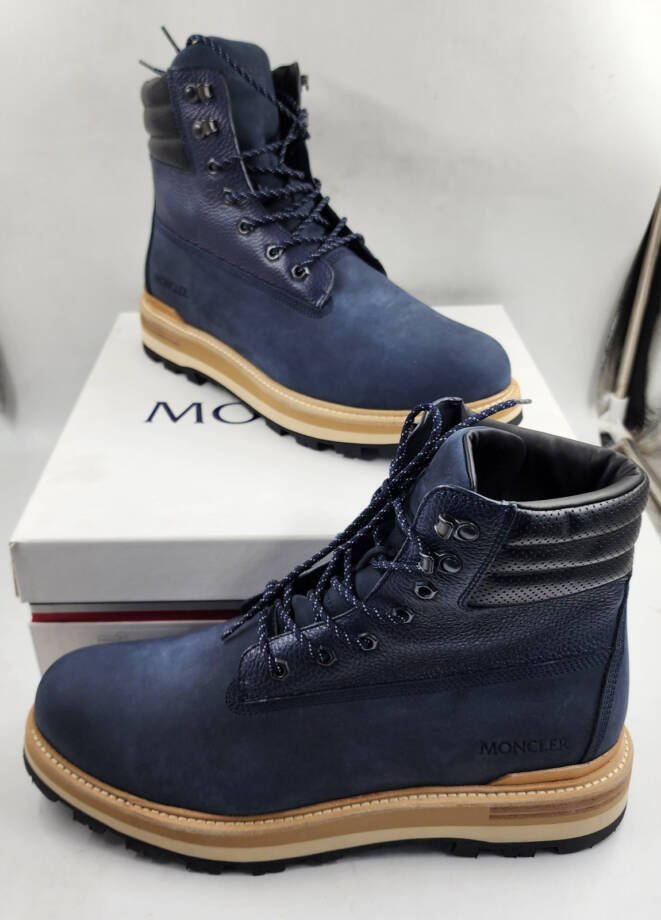 Moncler Peka Lace Up Hiking Boots Men's 13 Navy Padded Collar