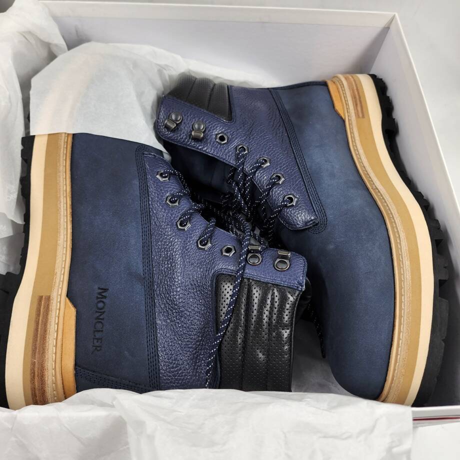 Moncler Peka Lace Up Hiking Boots Men's 13 Navy Padded Collar