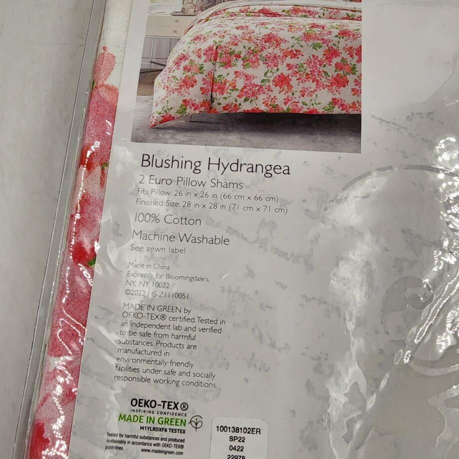 Sky Blushing Hydrangea Euro Pillow Sham 2-piece Unisex 26"L x 26"W Pink Multi~