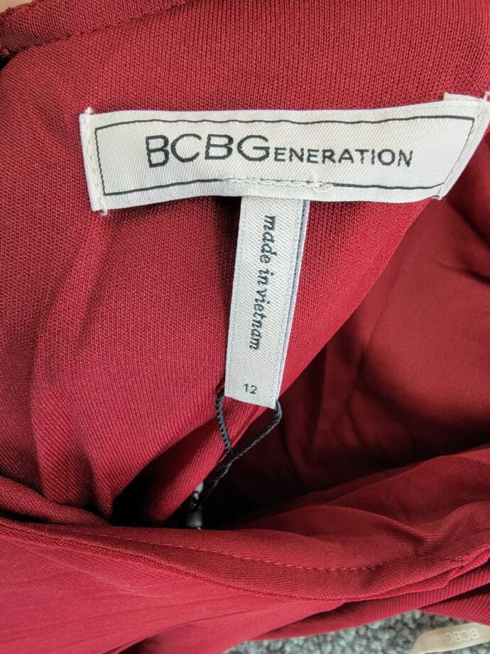 BCBGENERATION Sleeveless Open-Back Midi Dress Women's 12 Rhubarb Zip Closure
