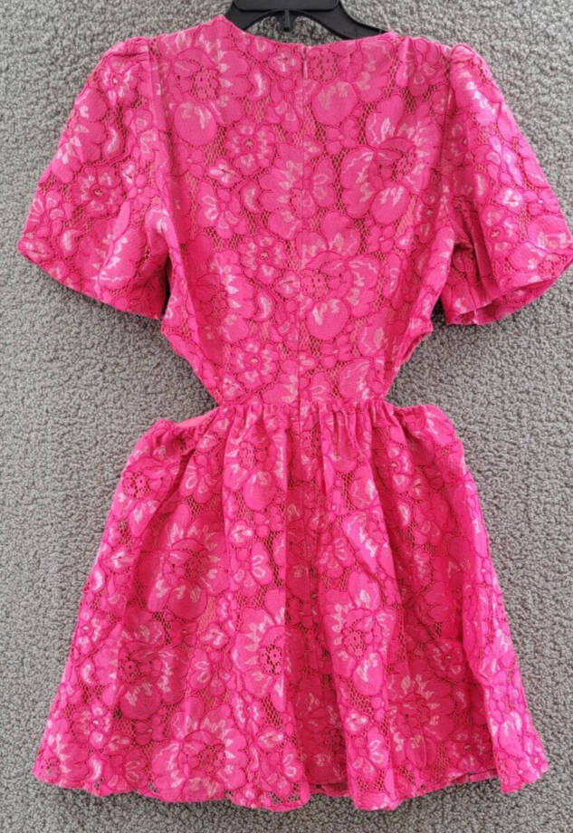 WAYF Plaza Lace Mini Dress Women's S Magenta Round Neck Zip Closure Short Sleeve