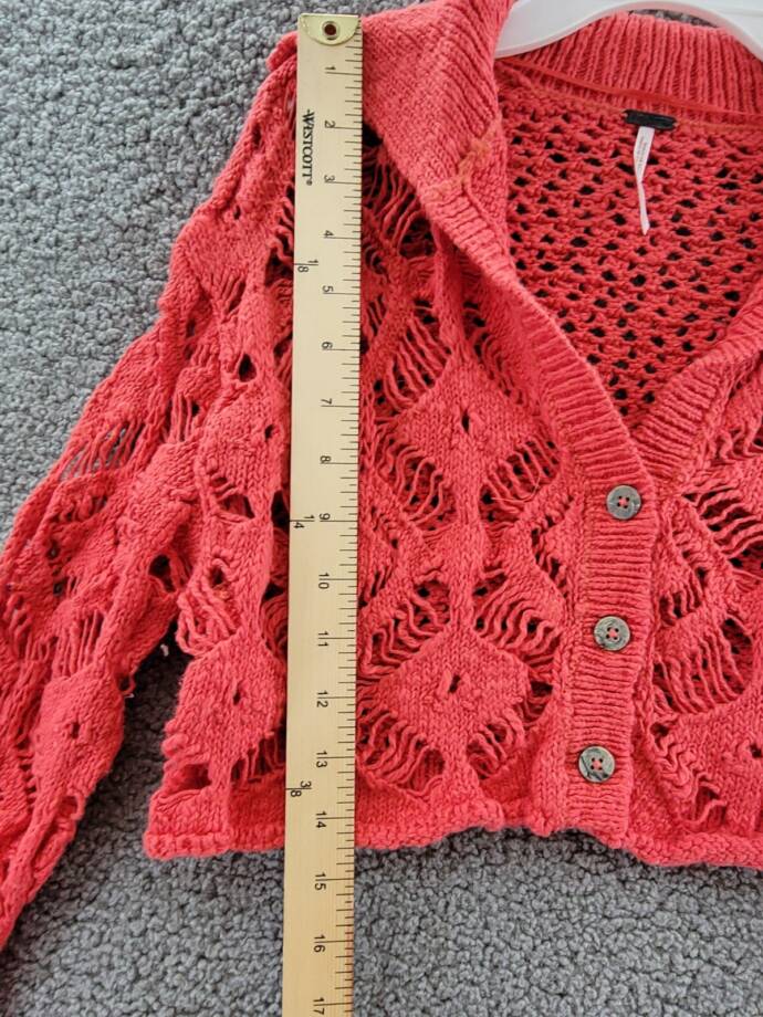 Free People Sedona Cropped Cardigan Women's XS Guava Berry Collared Button Front