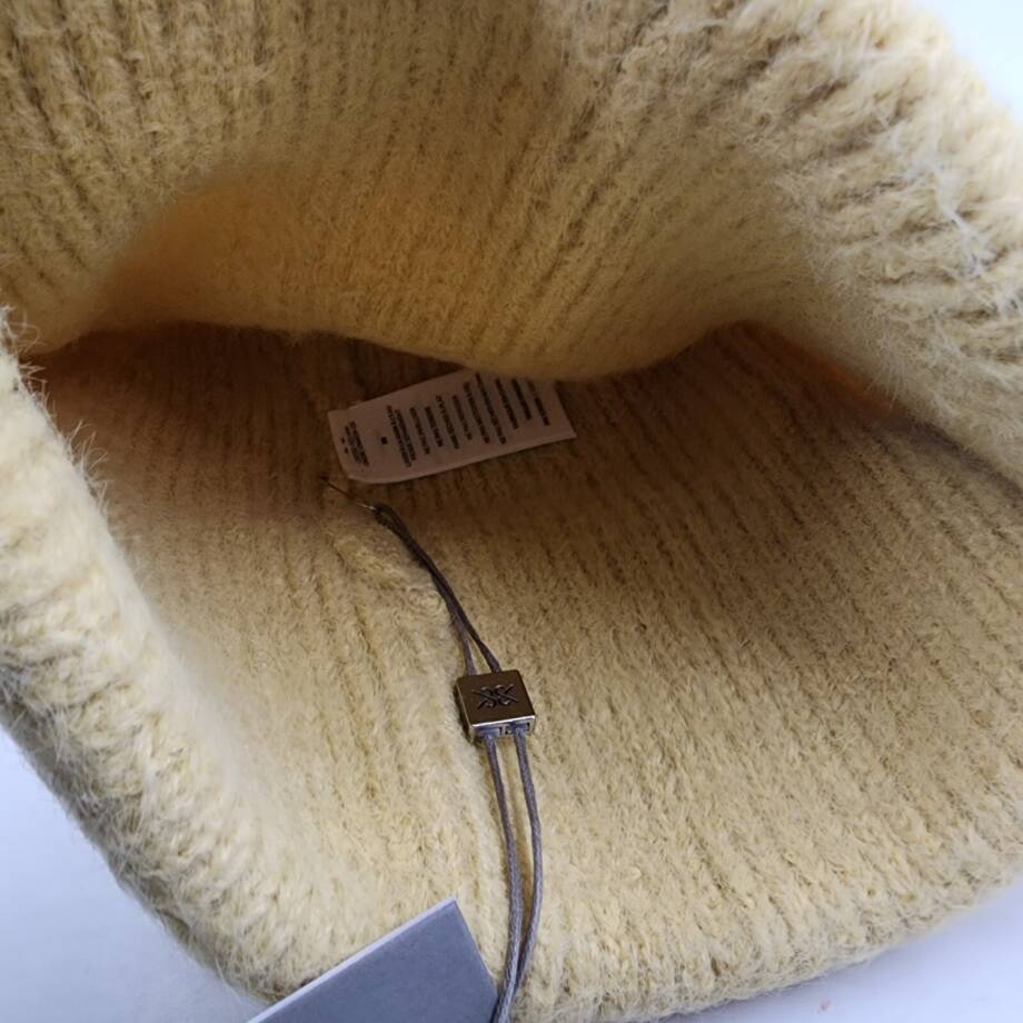 Soia & Kyo Jaya Knit Hat Women's One Size Beam Wide Brim Metal Logo Tag Pull On~