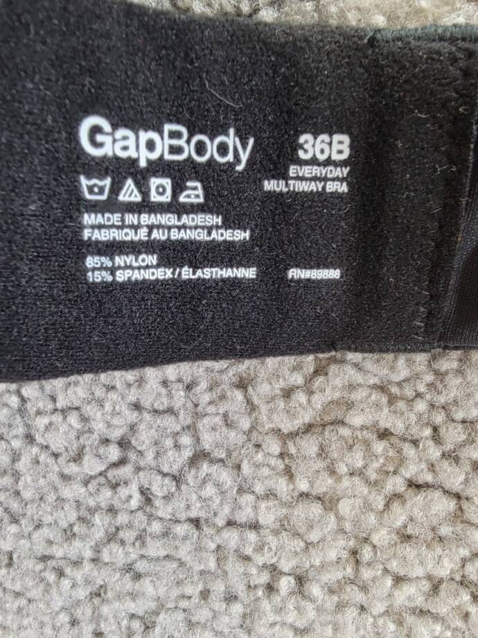 GapBody Everyday Essentials Multi-Way Bra Women's 36B Black Adjustable Strap