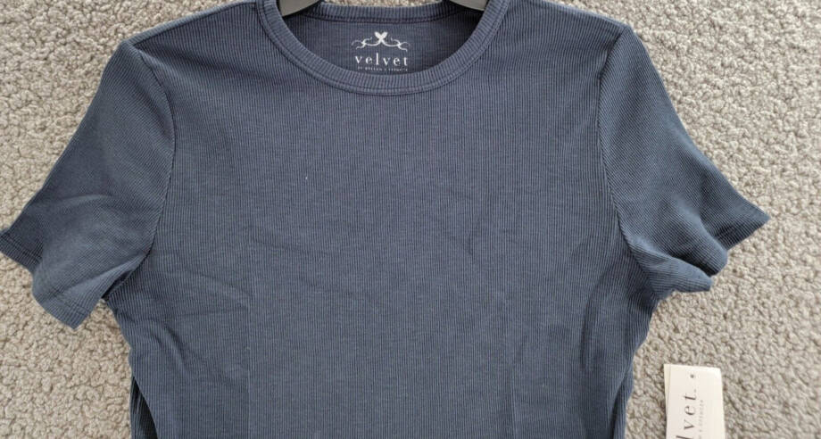 Velvet by Graham & Spencer Brenny Short Sleeved Rib Tee Women's L Crater Blue