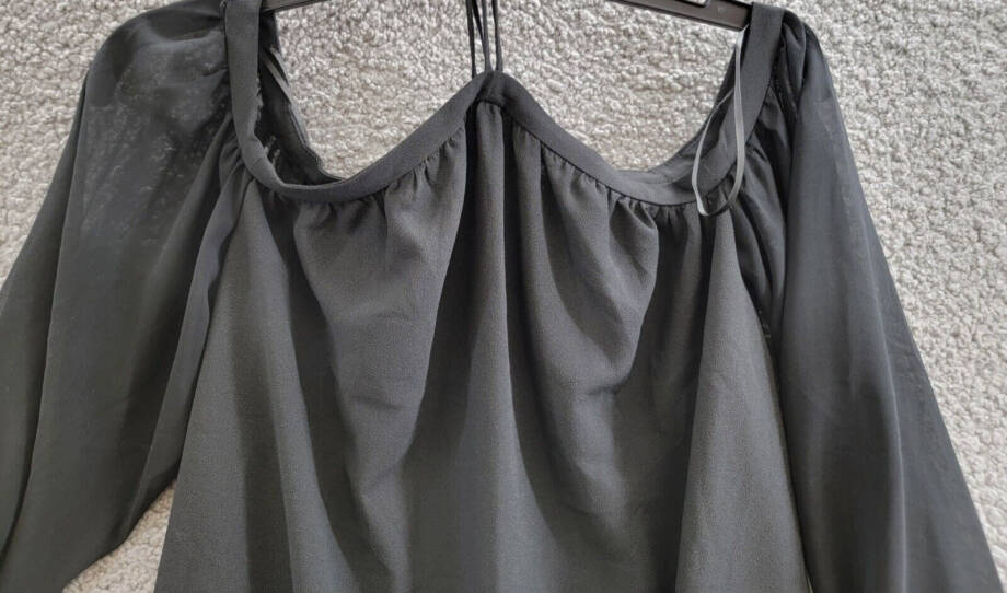 1.STATE Off-The-Shoulder Halter Neck Blouse Women's XXS Black Button Back L/S