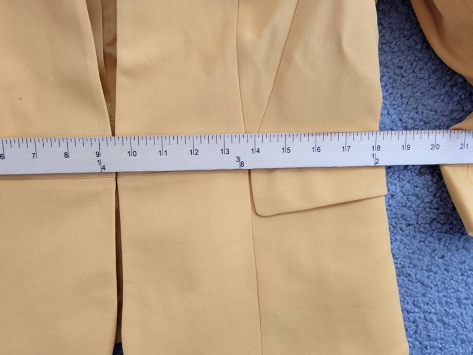 Kasper Collarless Open-Front Long-Sleeve Jacket Women's M Golden Signature Solid