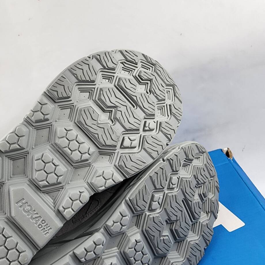 HOKA Clifton L Suede Low Top Sneakers Unisex 10W/9M Limestone Round Toe Lace Up