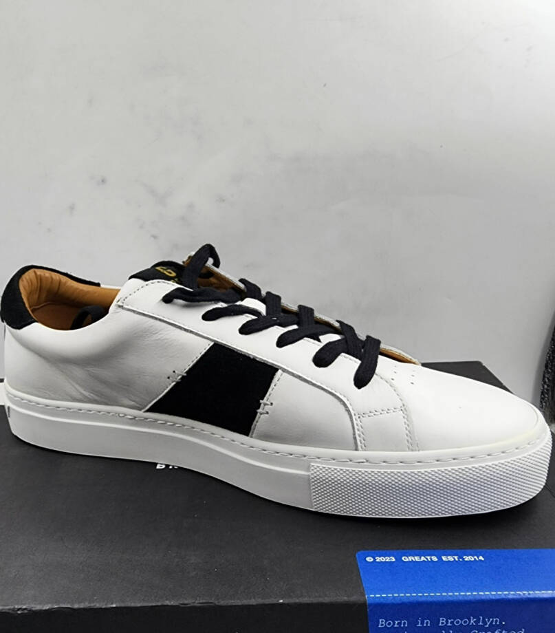 GREATS Royale 2.0 Lace Up Leather Sneakers Men's 8 White/Black Logo Round Toe