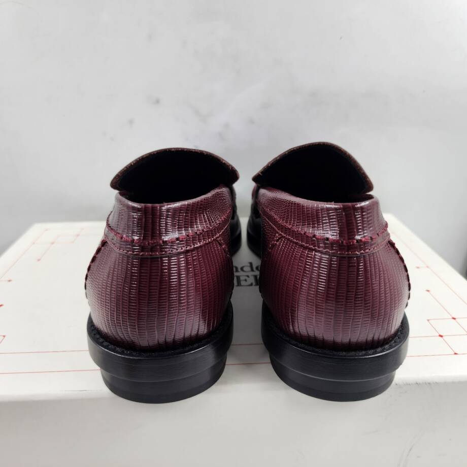 Alexander McQueen Croc Embossed Apron Toe Loafers Men's 42/9US Burgundy Slip On