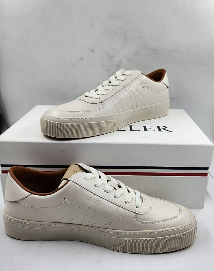 Moncler Monaco Club Low Top Leather Sneakers Men's 42/9US Cream White Lace Up
