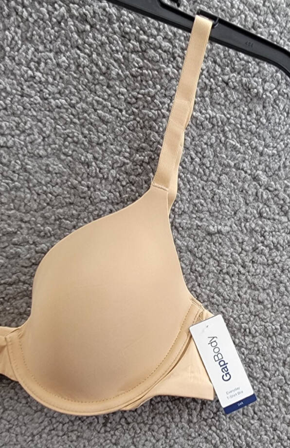 GapBody Everyday Essentials T-Shirt Bra Women's 34A Brush Beige Adjustable Strap