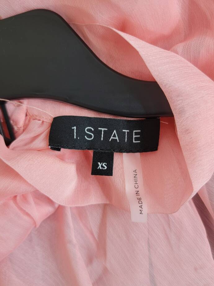 1.STATE Sleeveless Tie-Neck Halter Blouse Women's XS Rose Gauze Button Closure